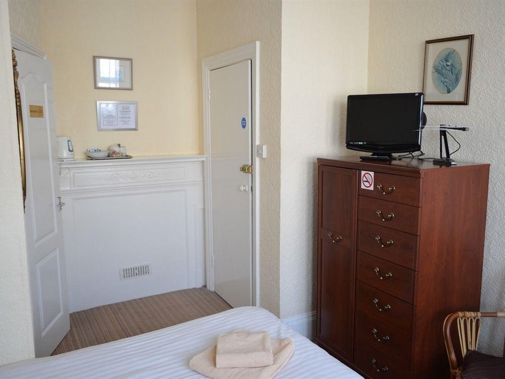 Chandos Premier Folkestone Esterno foto